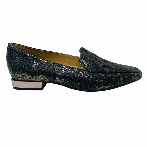 naturalizer clea loafer